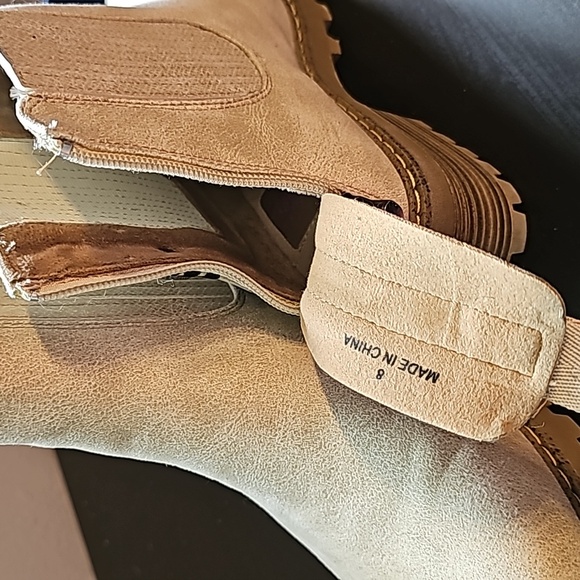 Blowfish Chelsea boots with animal print embellishments - Picture 3 of 8